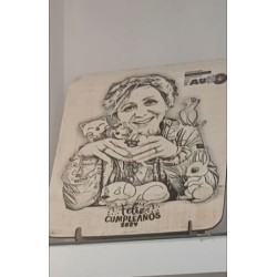 Cuadro retrato personalizado en madera Cuadrado | Arte único en madera natural